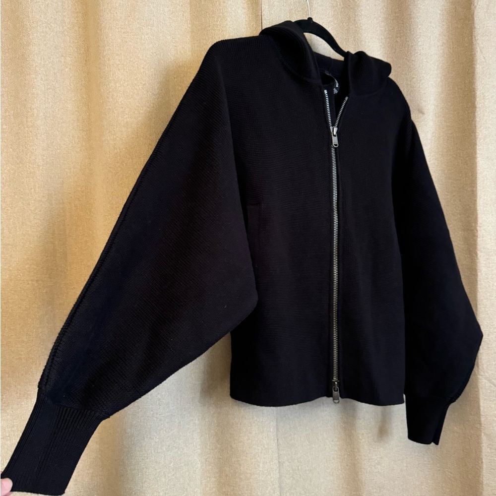 Athleta Sweater Hoodie Cropped batwing with Zipper